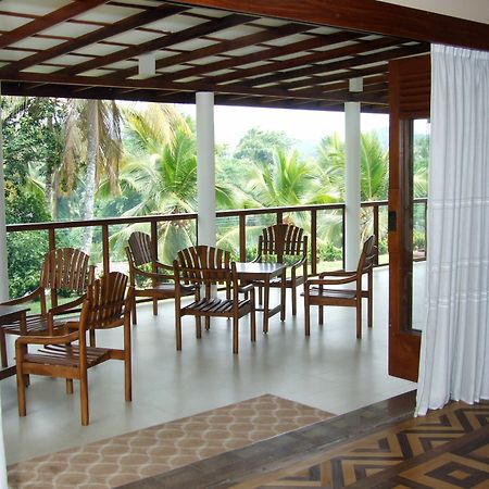 Serene Villa Ratnapura Exterior foto